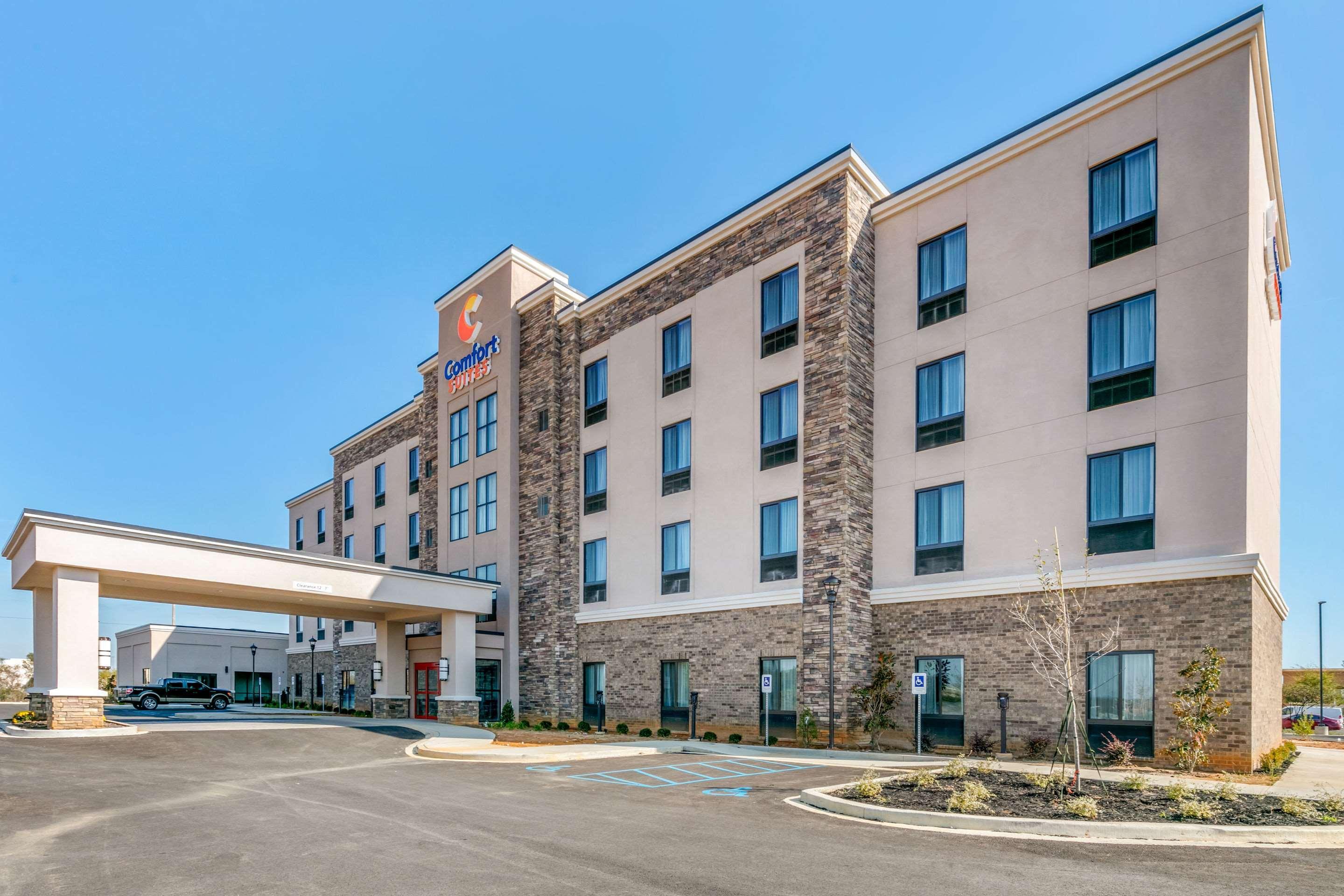 Comfort Suites North Tupelo Buitenkant foto