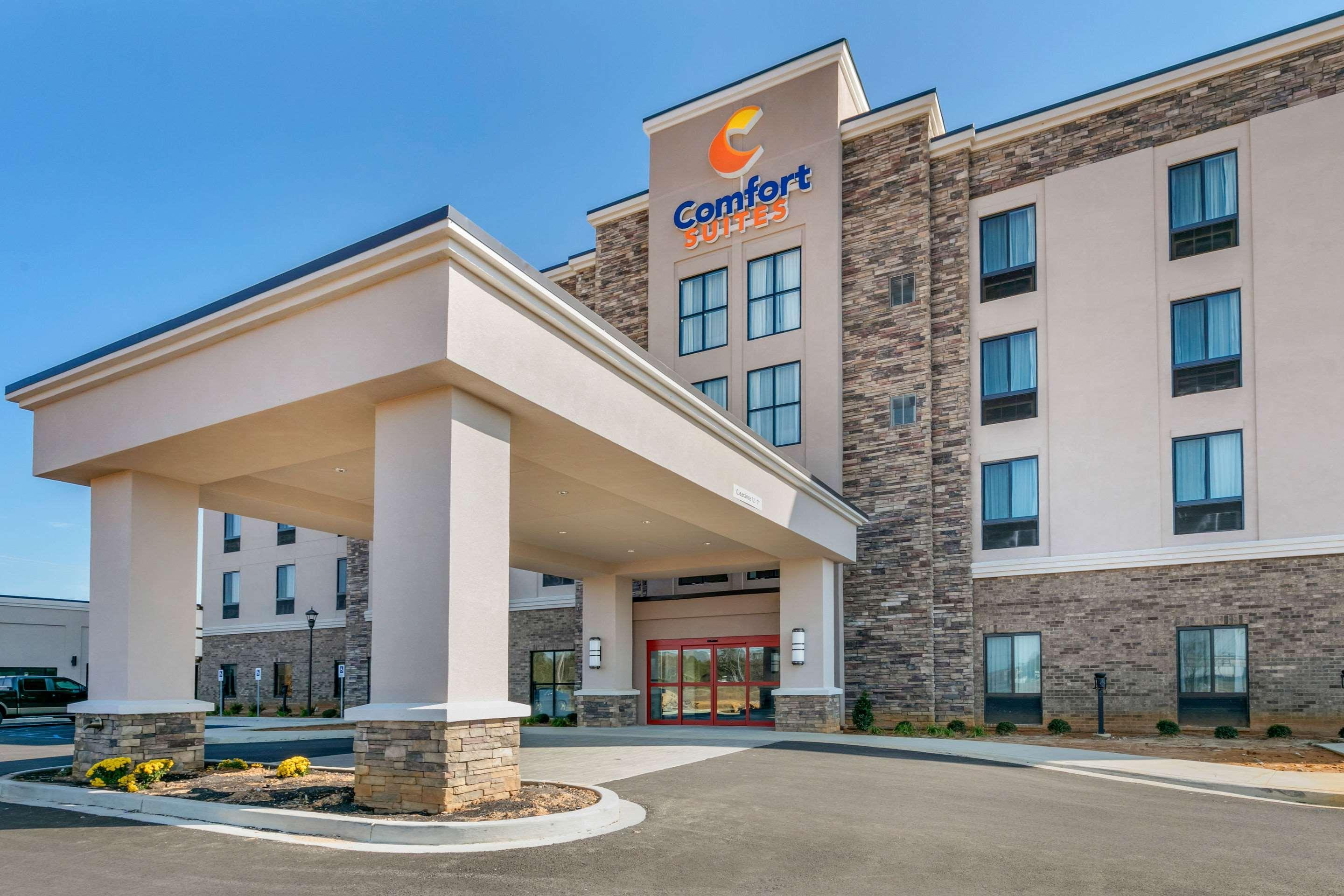 Comfort Suites North Tupelo Buitenkant foto
